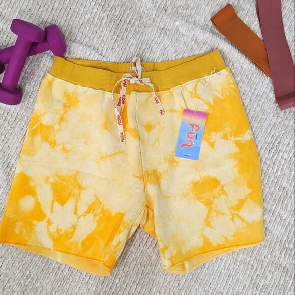 NWT Warm Fun Yellow Tie Dye Shorts - Picture 1 of 6